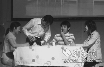 ƴĻѧԺУ԰硱(ͼ)