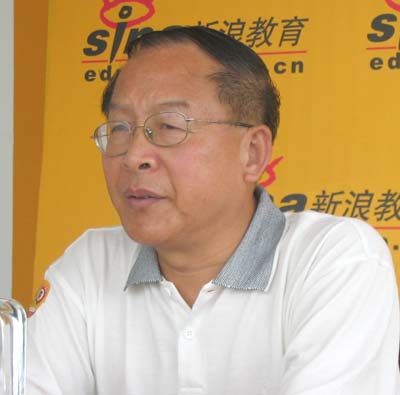 自考辅导名师韩旺辰新浪谈复习:学古文有技巧